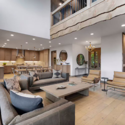 luxury blue ridge georgia cabin with hot tub and gym