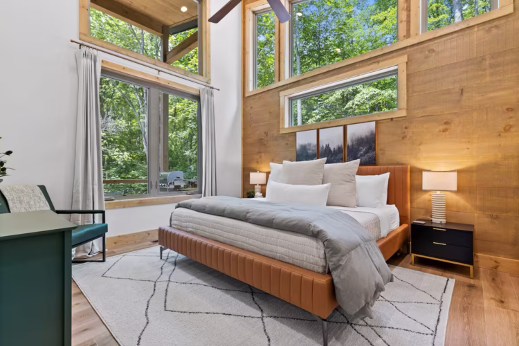 pet friendly blue ridge georgia cabin with sauna and hot tub