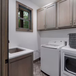 luxury blue ridge georgia cabin with hot tub and gym