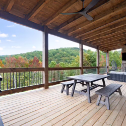 luxury blue ridge georgia cabin with hot tub and gym