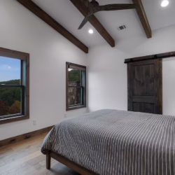 luxury blue ridge georgia cabin with hot tub and gym