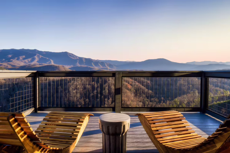 gatlinburg cabin rentals with pool