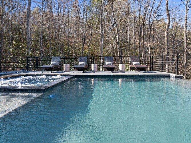 cabin rentals in north georgia with swimming pools