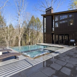 cabin rentals in north georgia with swimming pools
