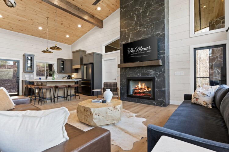 cabin rentals in north georgia with swimming pools