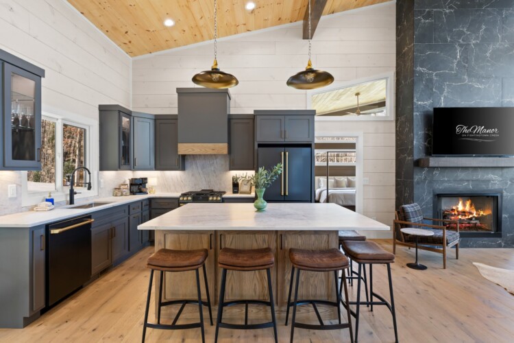 cabin rentals in north georgia with swimming pools