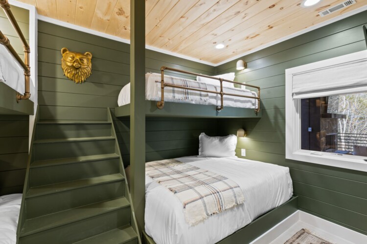 cabin rentals in north georgia with swimming pools