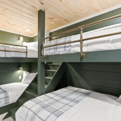 cabin rentals in north georgia with swimming pools