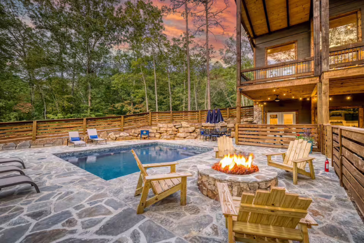 pet friendly cabins with swimming pools north georgia
