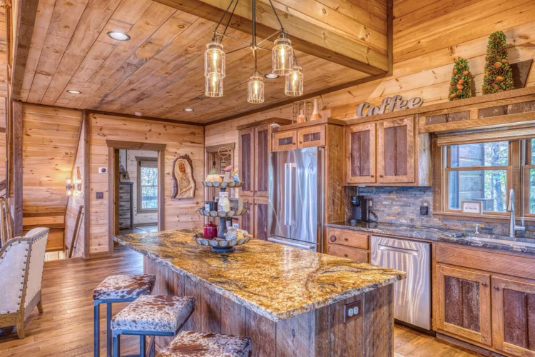 cabin rentals near atlanta with hot tub