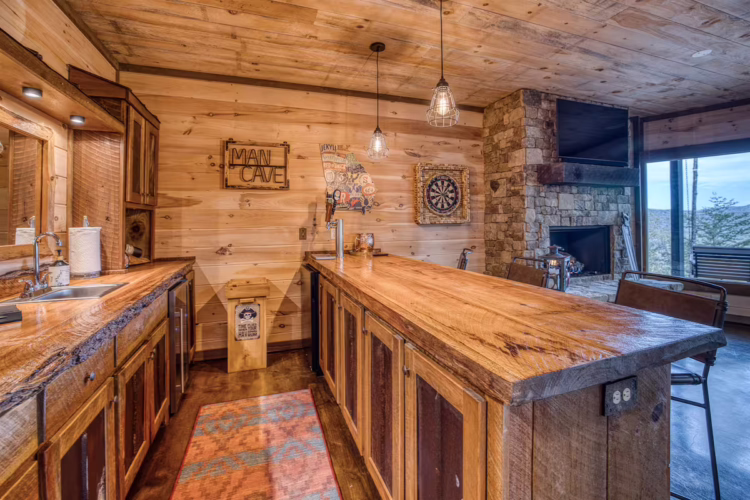 cabin rentals near atlanta with hot tub