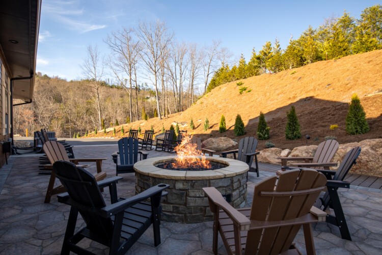 8 bedroom cabins in pigeon forge