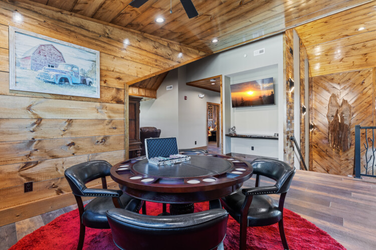 8 bedroom cabins in pigeon forge