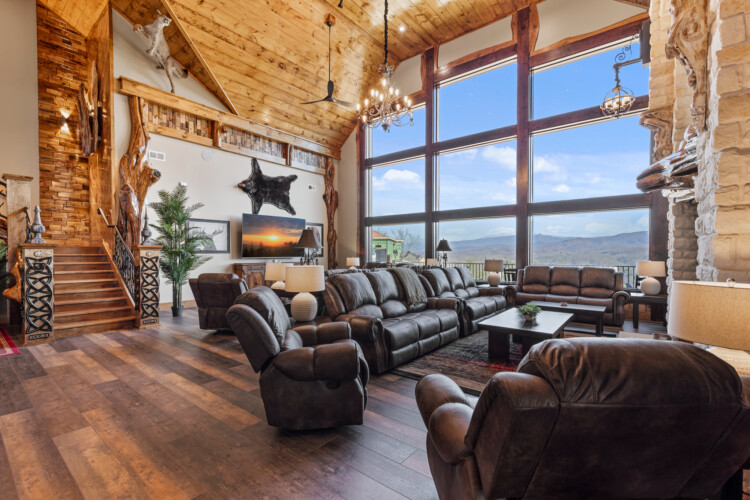 8 bedroom cabins in pigeon forge