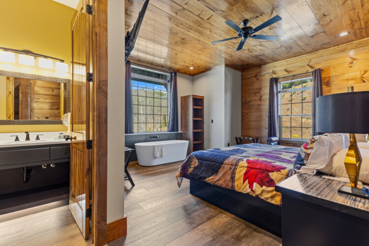 8 bedroom cabins in pigeon forge