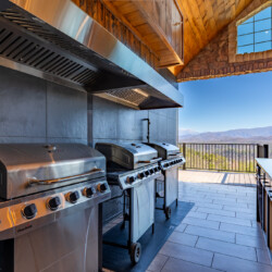 8 bedroom cabins in pigeon forge