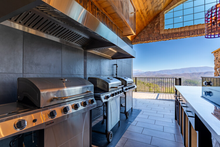 8 bedroom cabins in pigeon forge