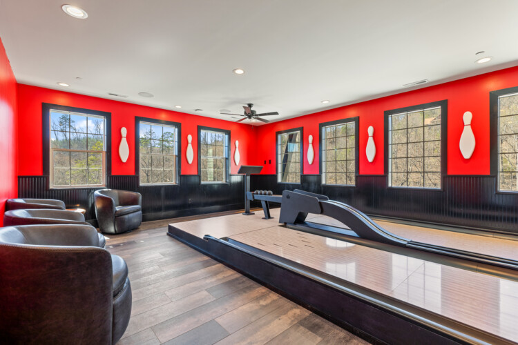 8 bedroom cabins in pigeon forge