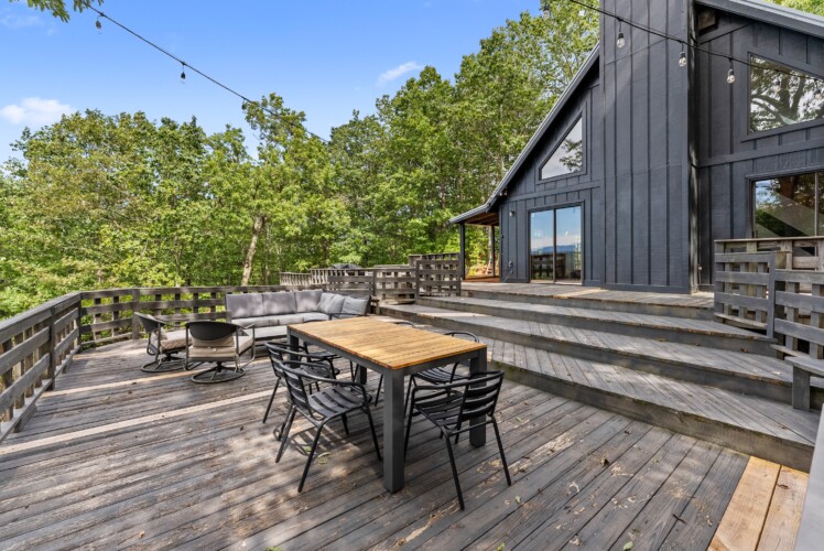 pet friendly cabins near helen ga