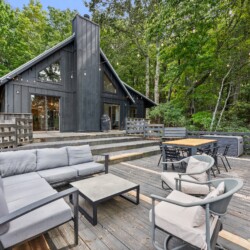 pet friendly cabins near helen ga