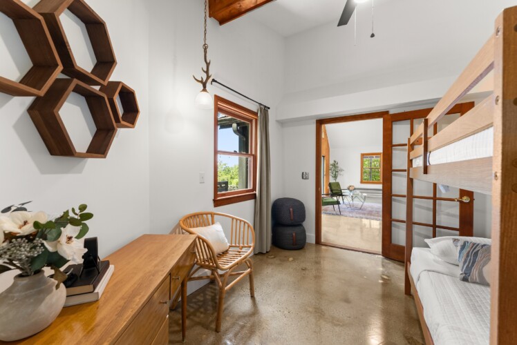 pet friendly cabins near helen ga