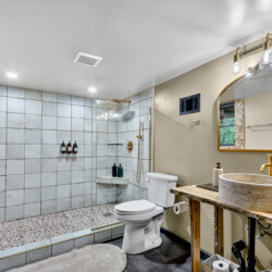 mineral bluff cabin with hot tub and mountain views