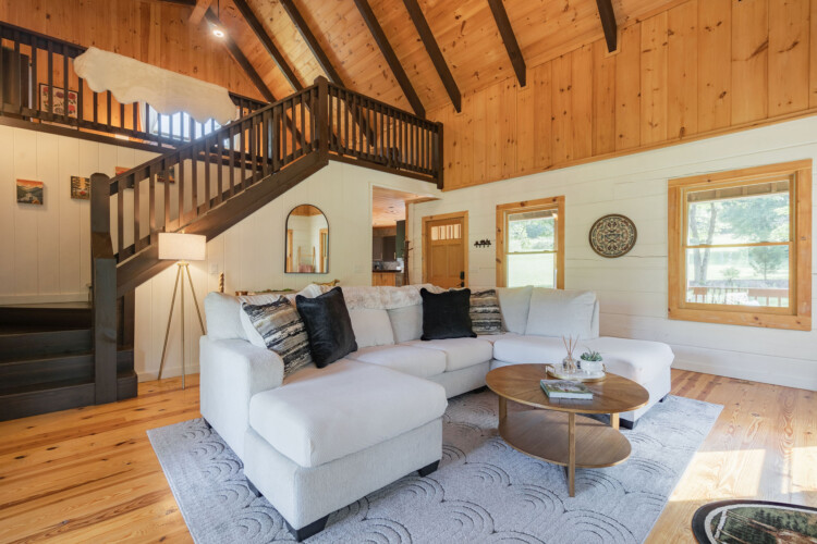 creekside cabin rentals cherry log ga