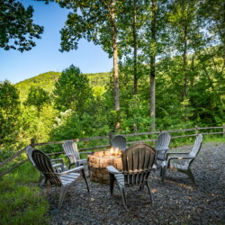 blue ridge georgia cabin with hot tub