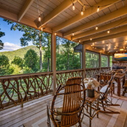 blue ridge georgia cabin with hot tub
