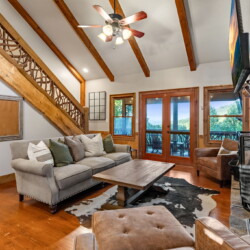 blue ridge georgia cabin with hot tub