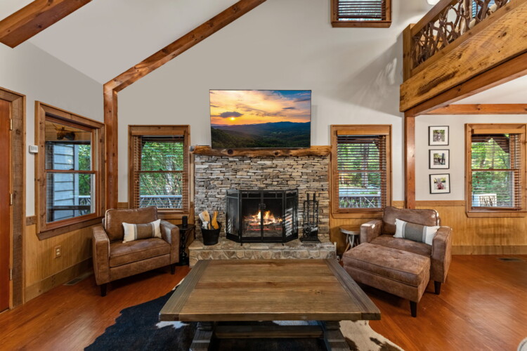 blue ridge georgia cabin with hot tub