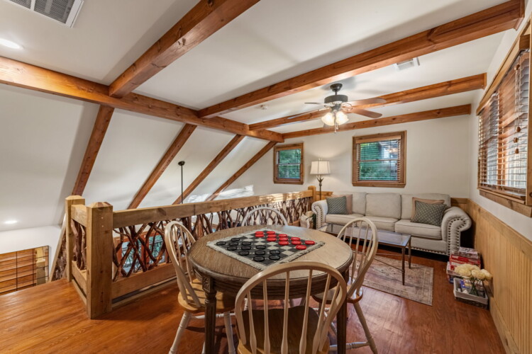 blue ridge georgia cabin with hot tub