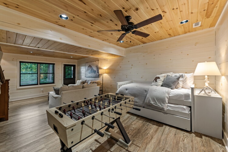 blue ridge georgia cabin with hot tub