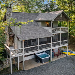 blue ridge georgia cabin with hot tub