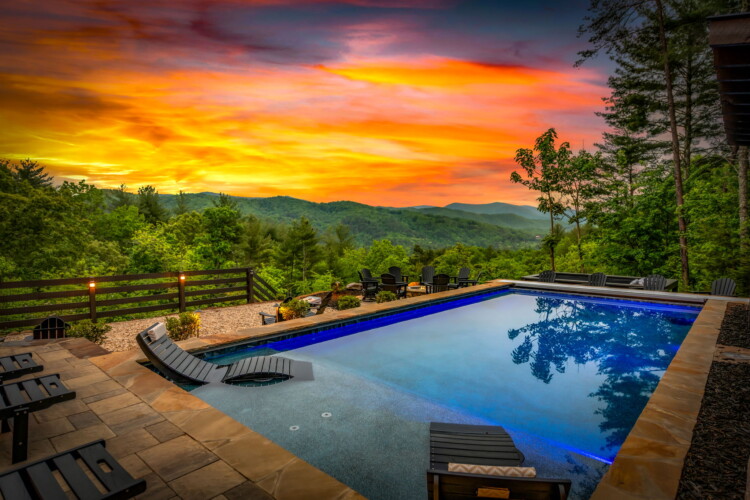 pet friendly north georgia cabins with swimming pools