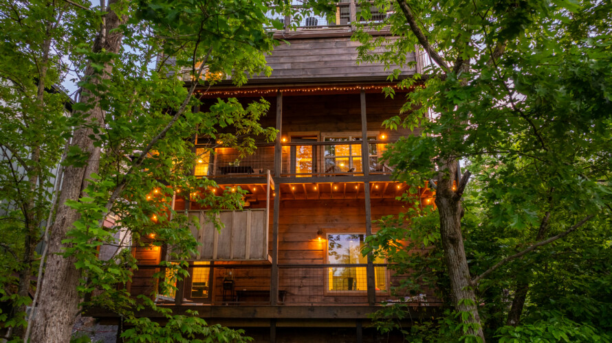 cabins in pigeon forge with swimming pools