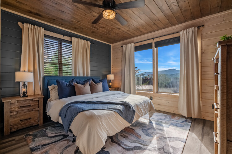 cabins in pigeon forge with swimming pools