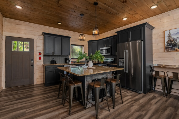 cabins in pigeon forge with swimming pools