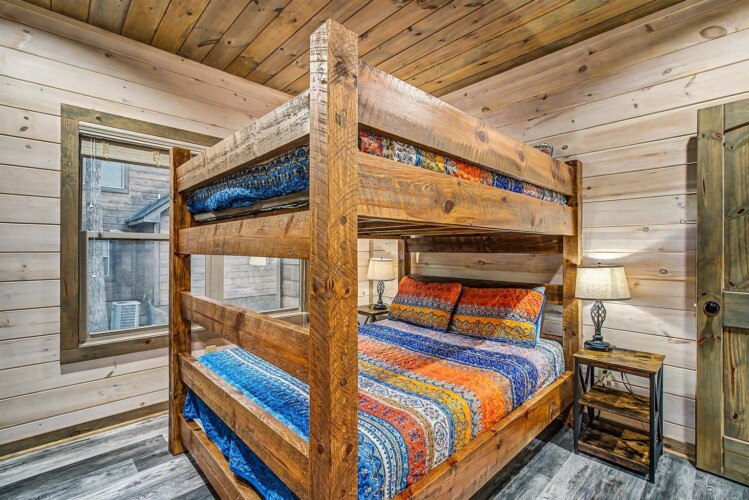 cabins in sevierville tn with pool