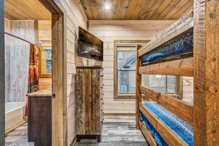 cabins in sevierville tn with pool
