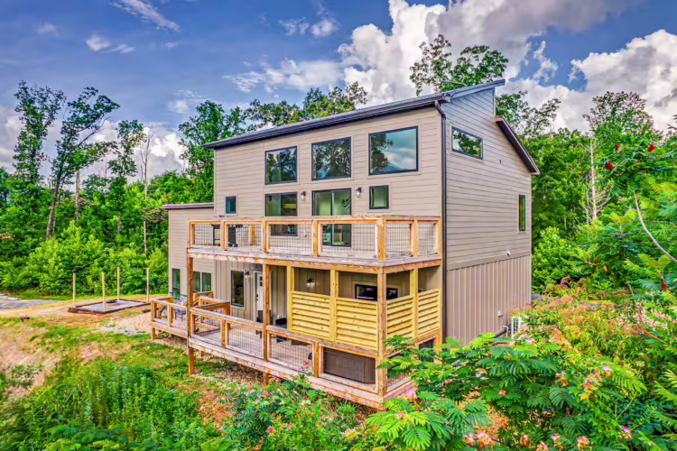 gatlinburg cabin with pool inside