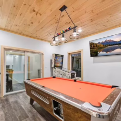 gatlinburg cabin with pool inside