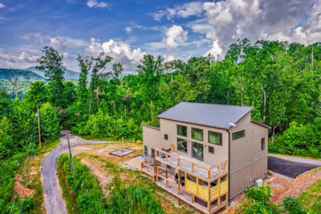 gatlinburg cabin with pool inside