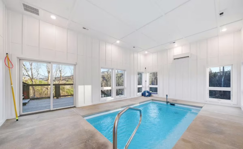 gatlinburg cabin with pool inside