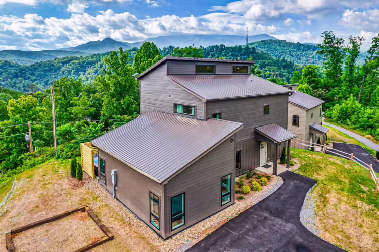 cabins in gatlinburg tn with indoor pool