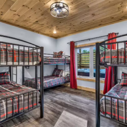cabins in gatlinburg tn with pool