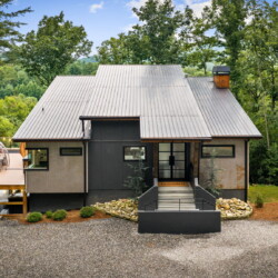 cabin in mineral bluff