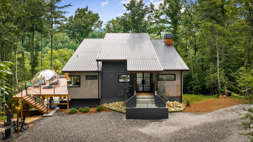 cabin in mineral bluff
