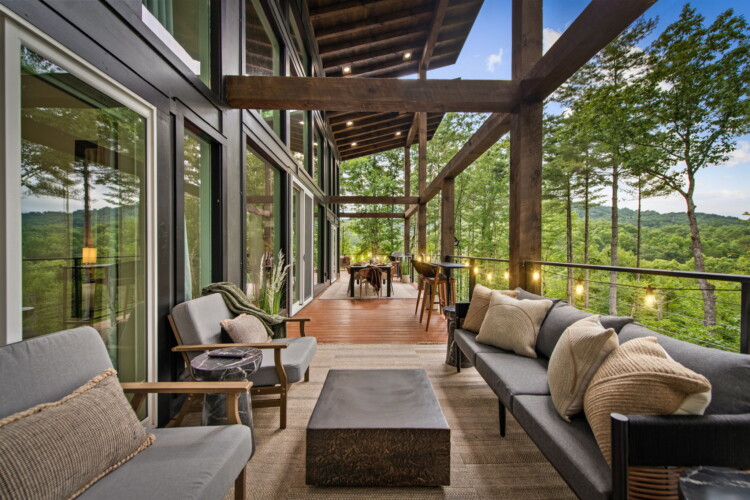 cabin in mineral bluff