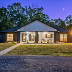 hot springs cabin rental with kayaks